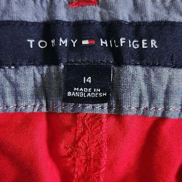 Tommy Hilfiger Red Cotton Shorts, Zip Clasp & Button, 5" Inseam, 14 - Picture 3 of 8